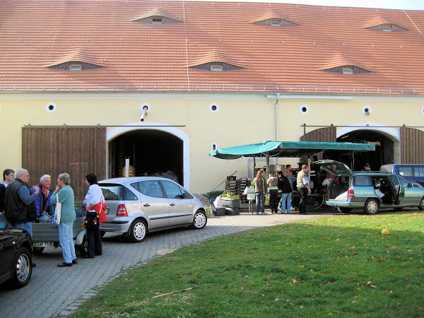 mobile Saftpresse im Einsatz